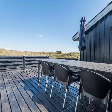 4 Person In Semesterbostad Fanø